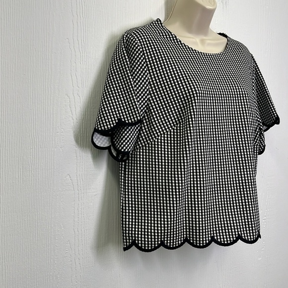 Kate Spade - NWT Jazzy Gingham Scalloped Ponte Short Sleeve Top Size XL - Picture 4 of 14